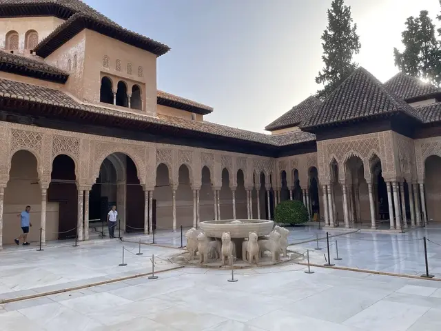 Alhambra Sarayı 2